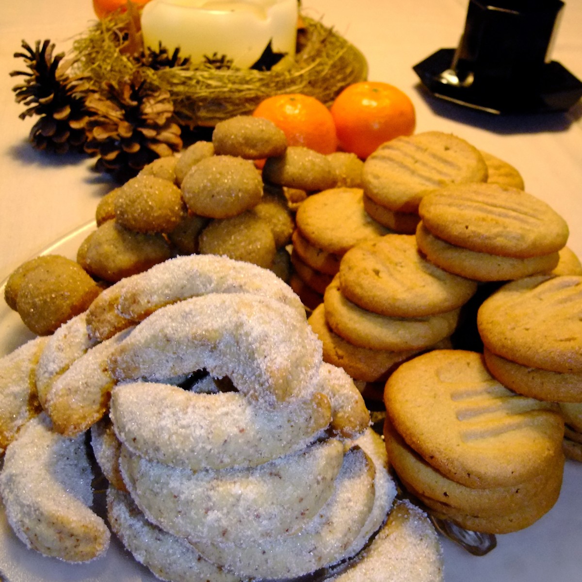 Erdnussbuttercookies und Vanillekipferl