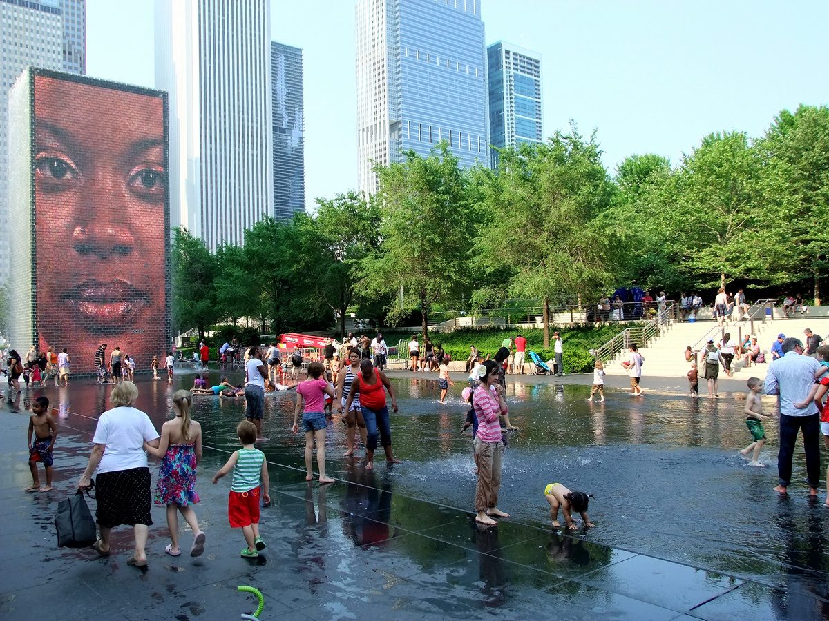 Crown Fountain bei Tage