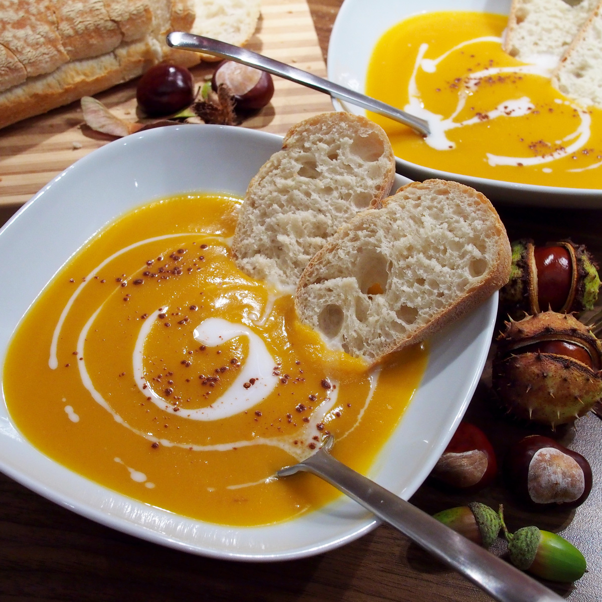 Butternut-Suppe mit Süßkartoffel und Zimt