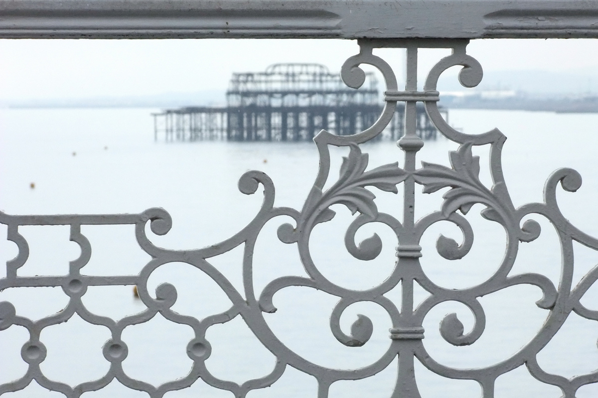 Die Wanderer auf dem Pier