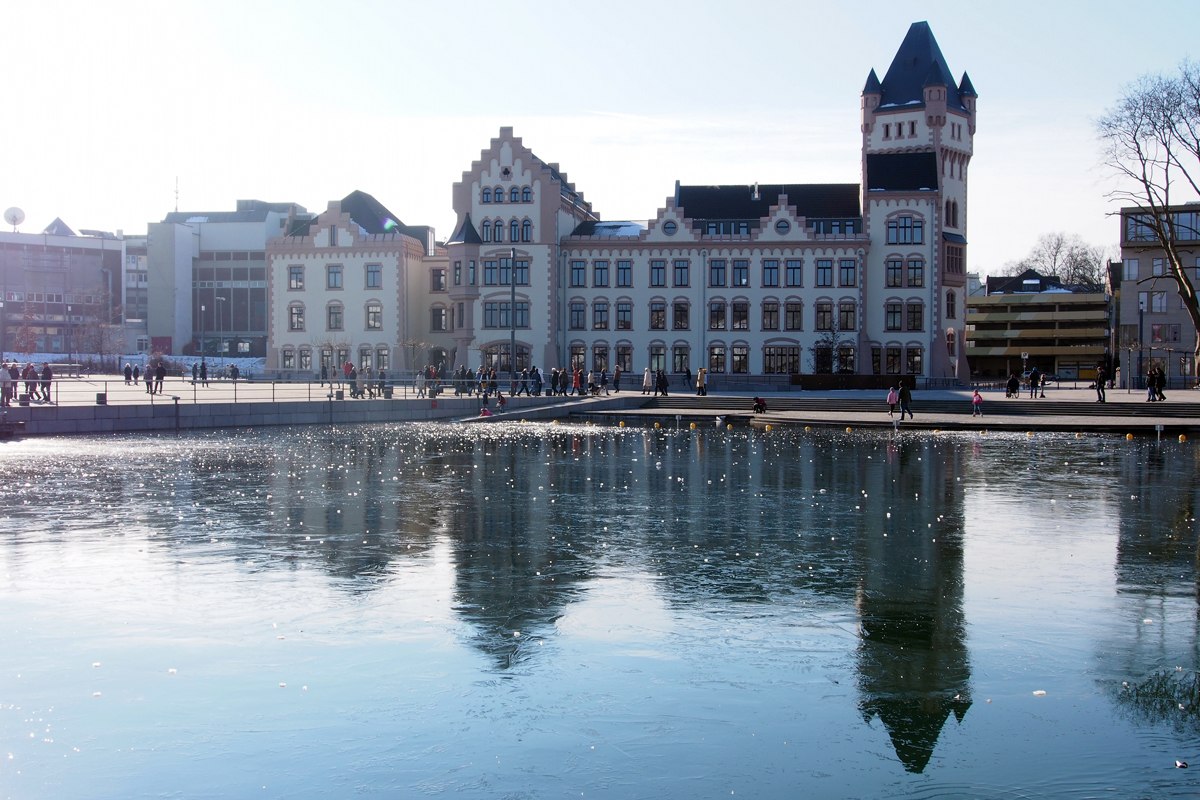 Phoenix-See Dortmund im Winter - "Fee ist mein Name"