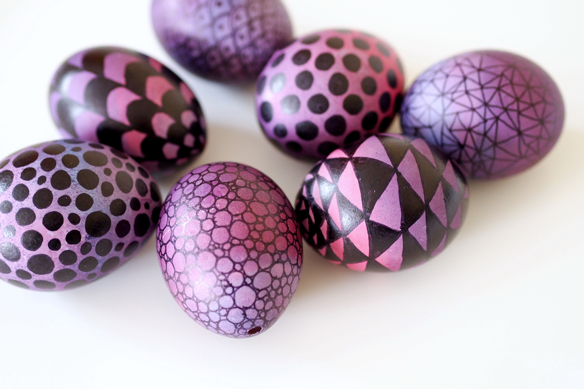 Pink-lila Ombre-Ostereier mit geometrischen Mustern / Pink and purple ombre easter eggs with geometrical patterns - "Fee ist mein Name"