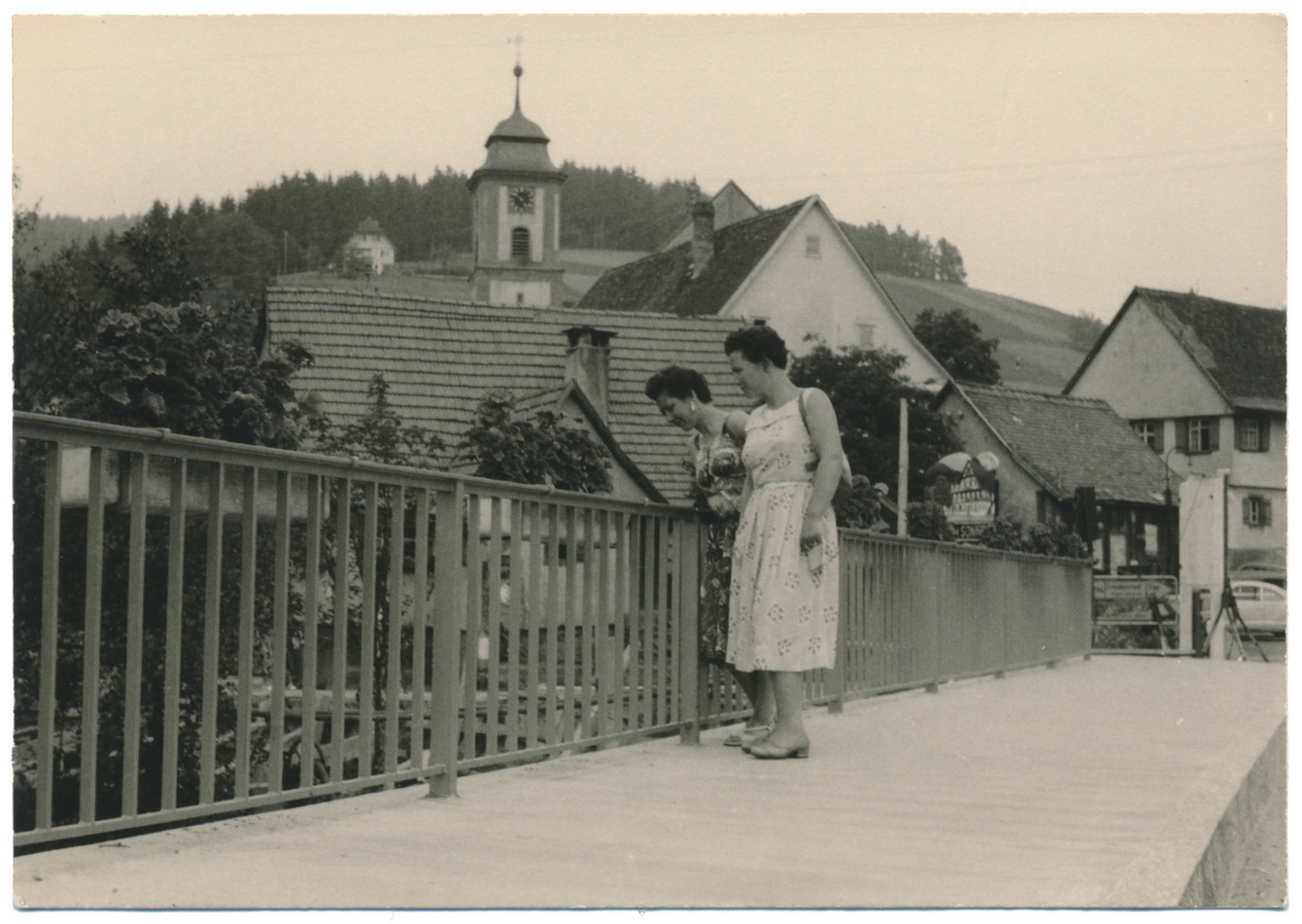 Nostalgische Brückenfotos - "Fee ist mein Name"