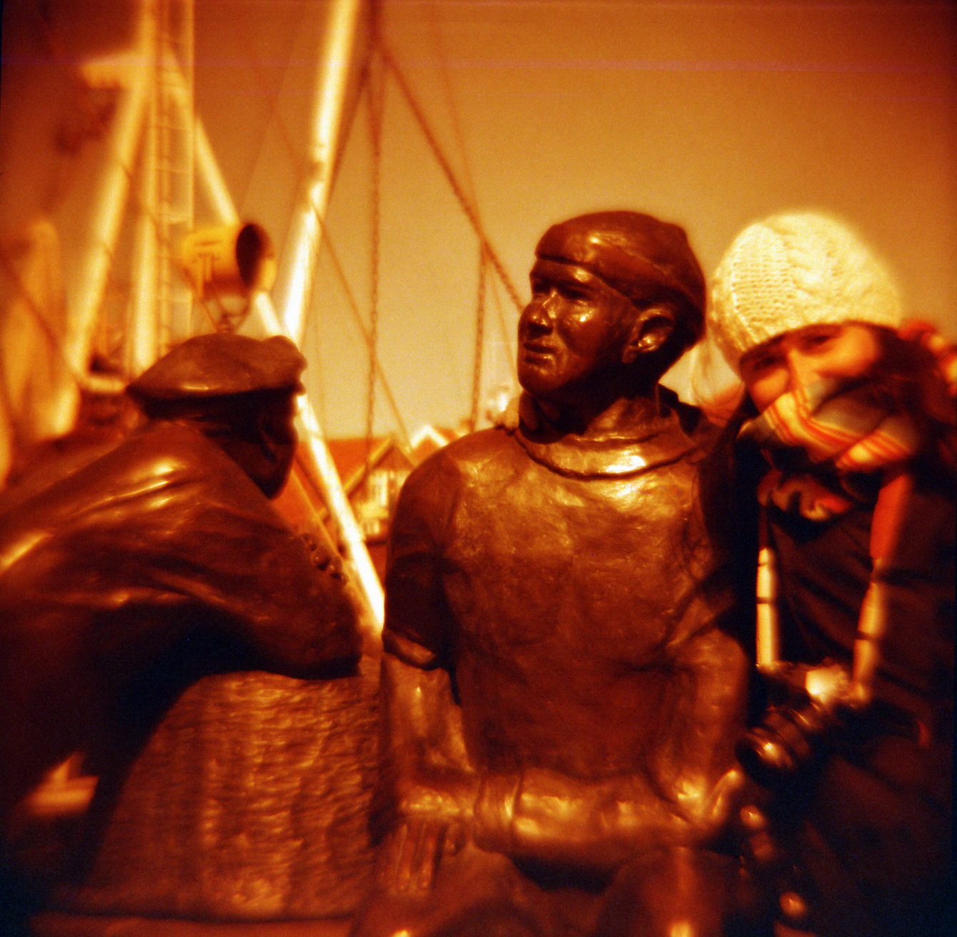 Neuharlingersiel in Redscale, Diana F+ - "Fee ist mein Name"