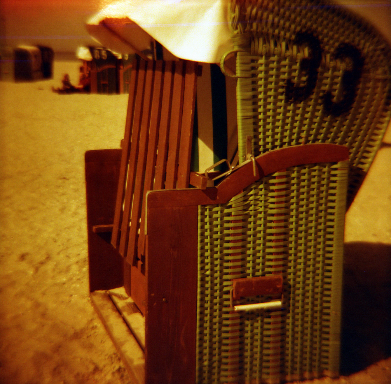 Neuharlingersiel in Redscale, Diana F+ - "Fee ist mein Name"