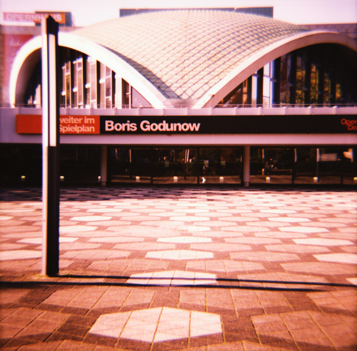 Dortmund analog - "Fee ist mein Name" // Opernhaus