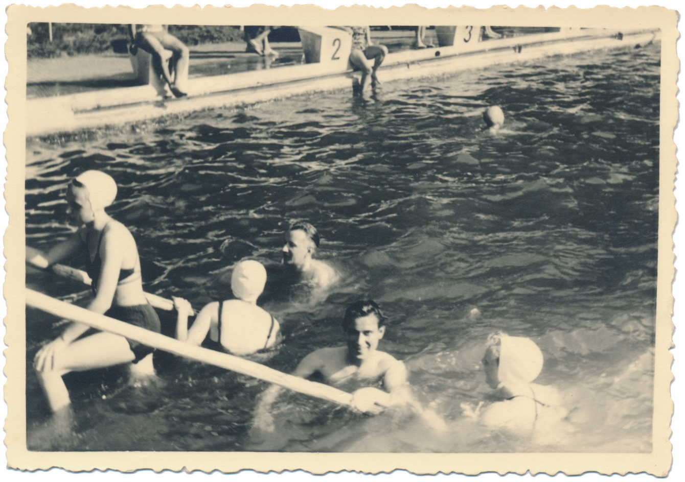 Überleben im Sommer - Nostalgisches Foto auf "Fee ist mein Name"