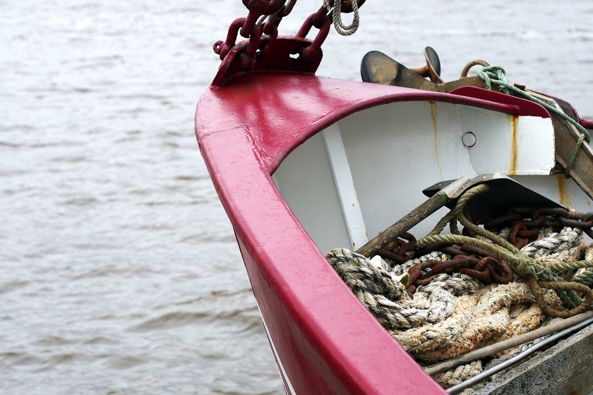 Graues Greetsiel - Hafen - "Fee ist mein Name"