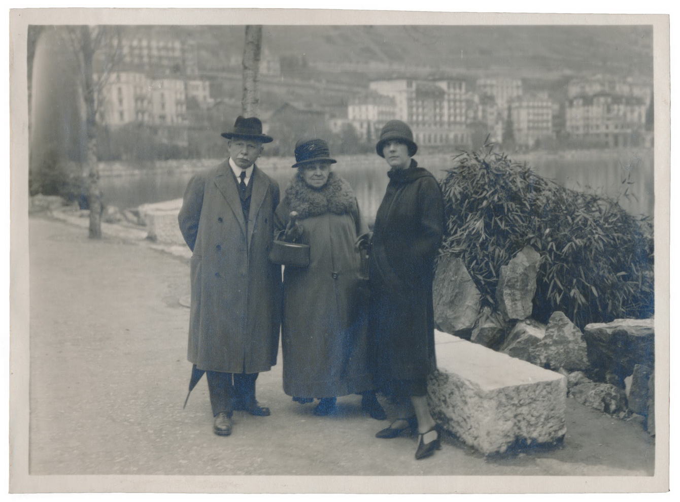 Nostalgiefoto "Die Schillers am Genfer See" - "Fee ist mein Name