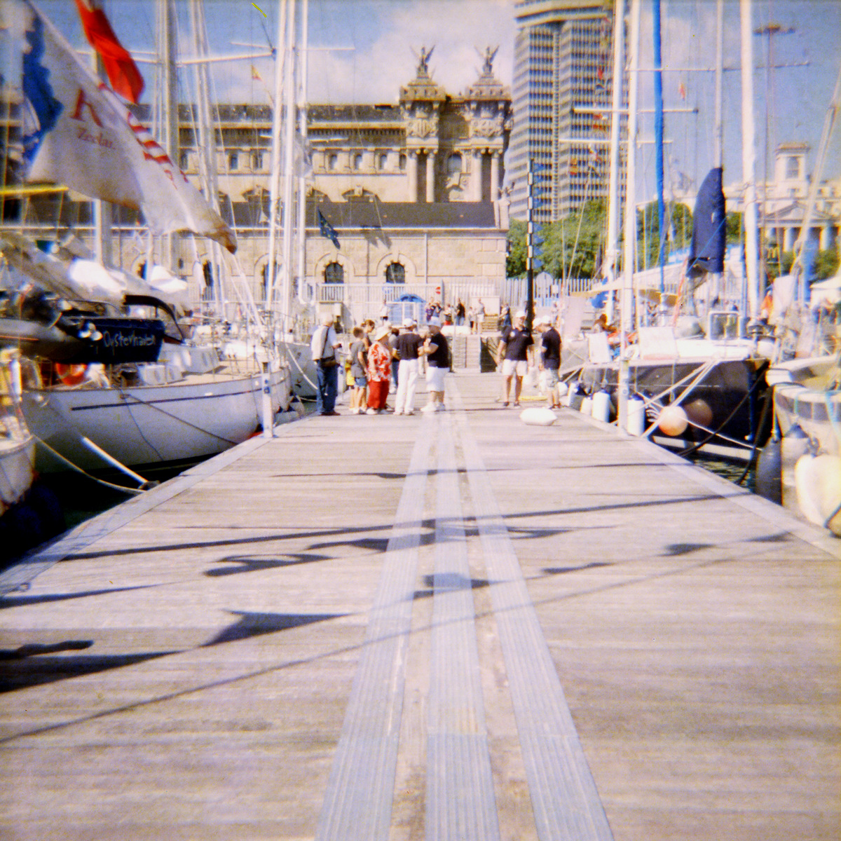 Segelschiff-Regatta im Hafen von Barcelona - Diana F+ Foto auf "Fee ist mein Name"