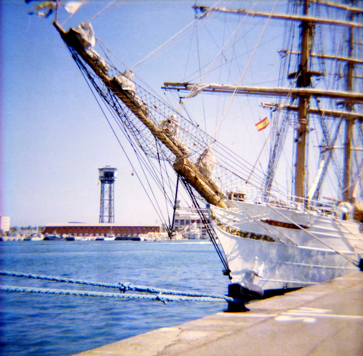 Segelschiff-Regatta im Hafen von Barcelona - Diana F+ Foto auf "Fee ist mein Name"