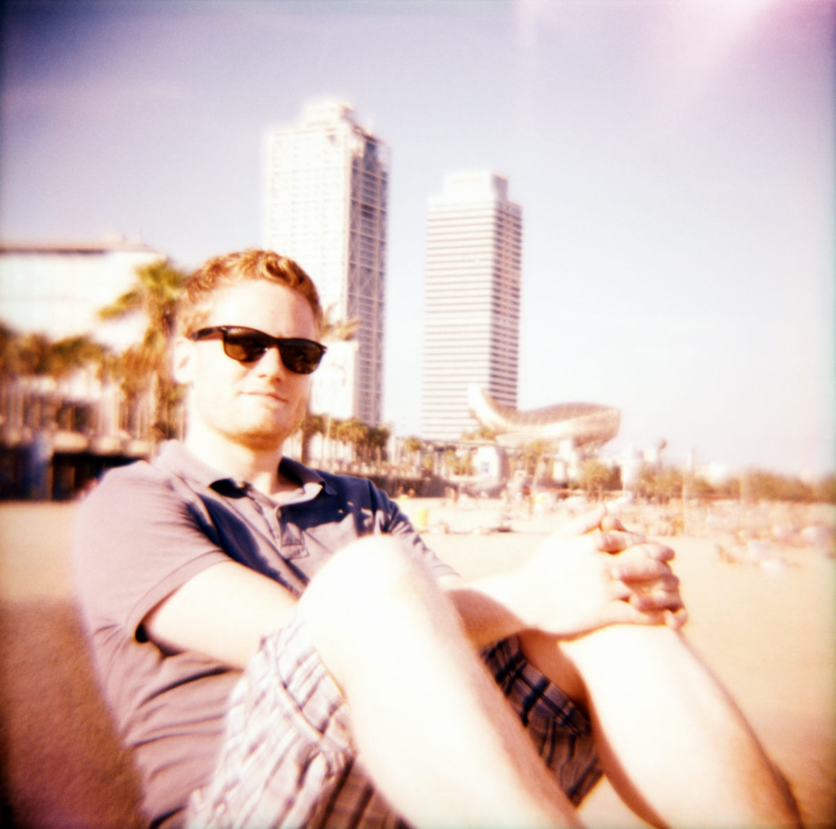 Barcelona mit Diana F+ und Fuji Velvia - "Fee ist mein Name"