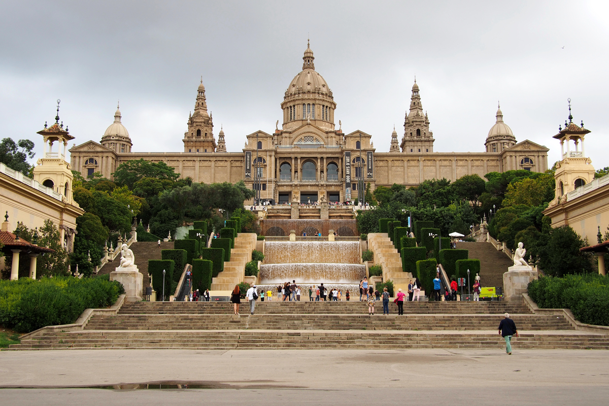 Palau Nacional Barcelona -  "Fee ist mein Name"