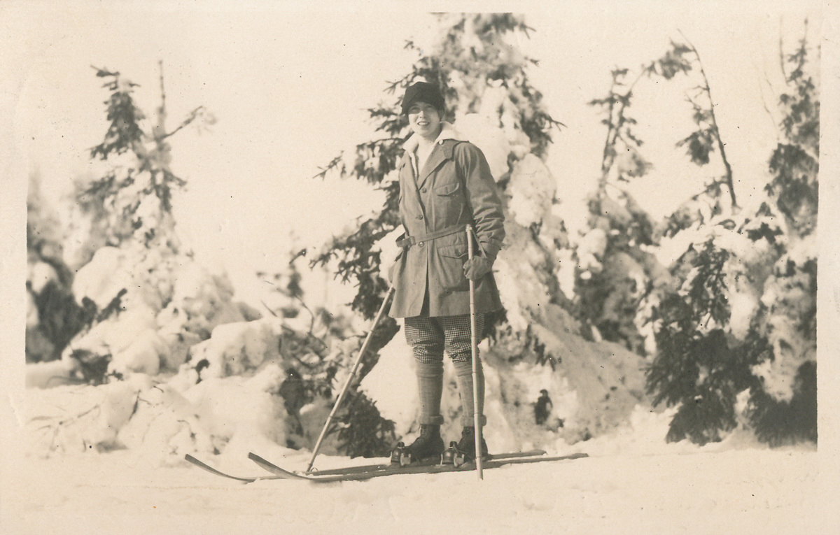 Frischer Schnee, direkt aus der Zeitmaschine - Nostalgisches Foto auf "Fee ist mein Name"