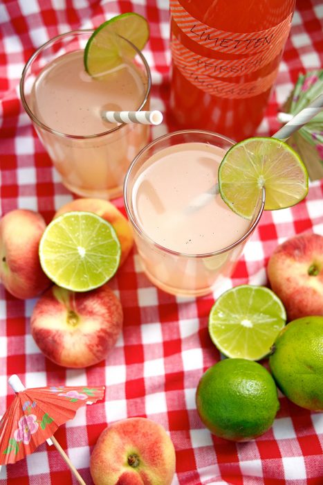 Limetten-Pfirsich-Limonade mit einem Hauch Vanille - "Fee ist mein Name"