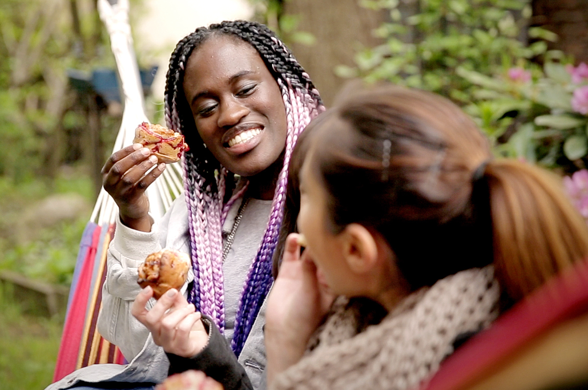 Drei Damen vom Grill – Heute mit: Ivy Quainoo (und natürlich leckeren Rezepten und Bewegtbildcontent) - "Fee ist mein Name"