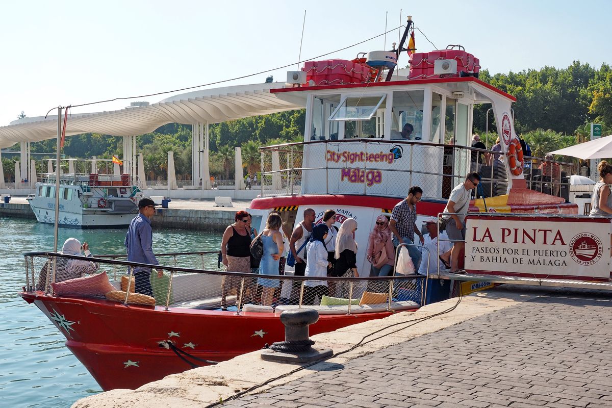 Sightseeing in Málaga – Hafenrundfahrt mit der "La Pinta" und "City Sightseeing Málaga" - © Fee ist mein Name