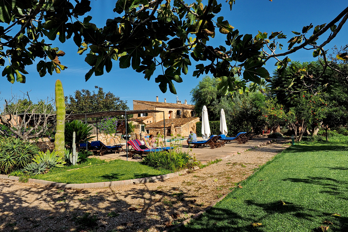 Übernachten UND Wohlfühlen auf Mallorca – Das Finca-Hotel "Agroturismo S'Horabaixa" mittem im Nichts – © "Fee ist mein Name"