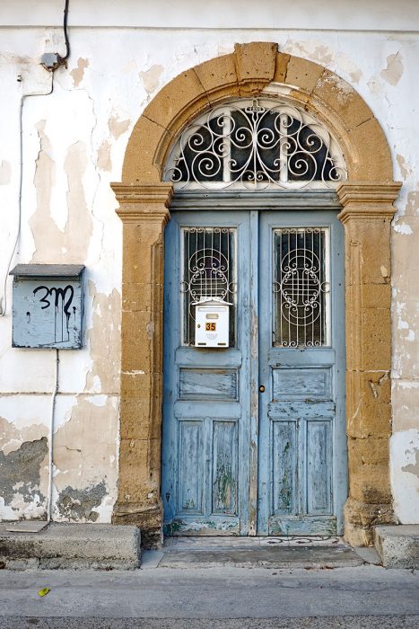 Zypern, deine Türen - "Fee ist mein Name"