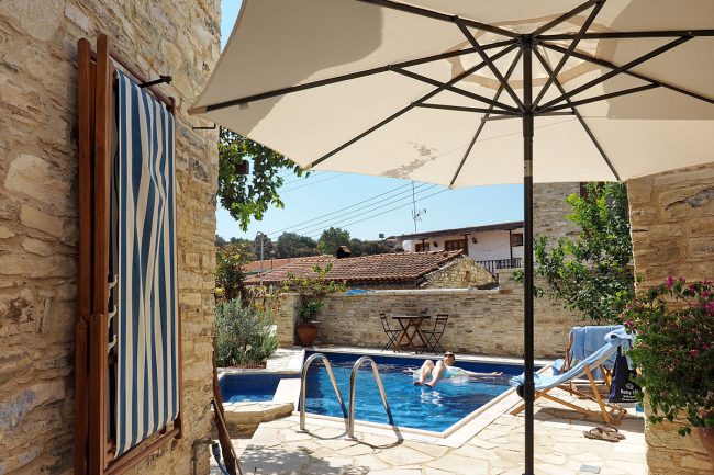 Hoteltipp: Palatakia Village Houses Kato Drys auf Zypern - "Fee ist mein Name"