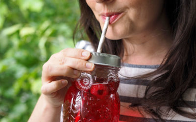 Himbeer-Hibiskus-Limonade mit Vanillenote - Rezept auf "Fee ist mein Name"